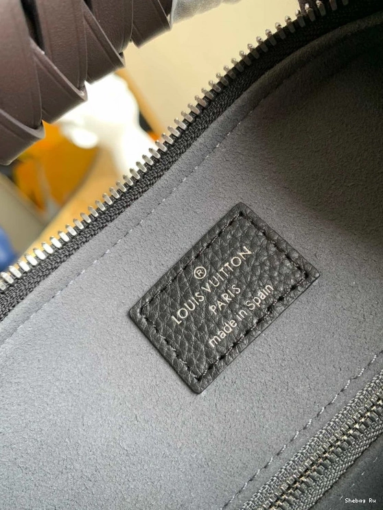 MM LOUIS BEAUBOURG HOBO VUITTON 0729
